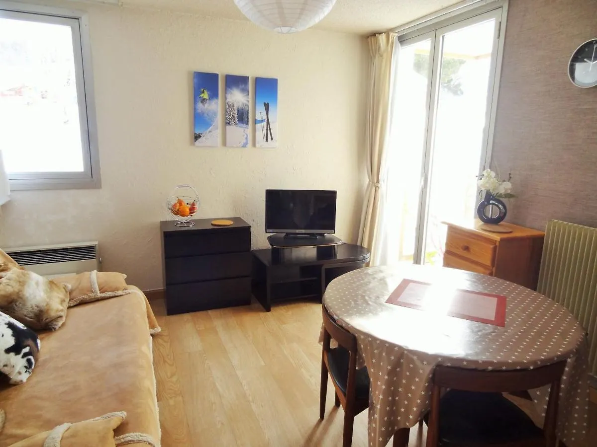 Appartement Cosy Au Pied Des Pistes Avec Parking - Fr-1-516-43 Les Deux Alpes